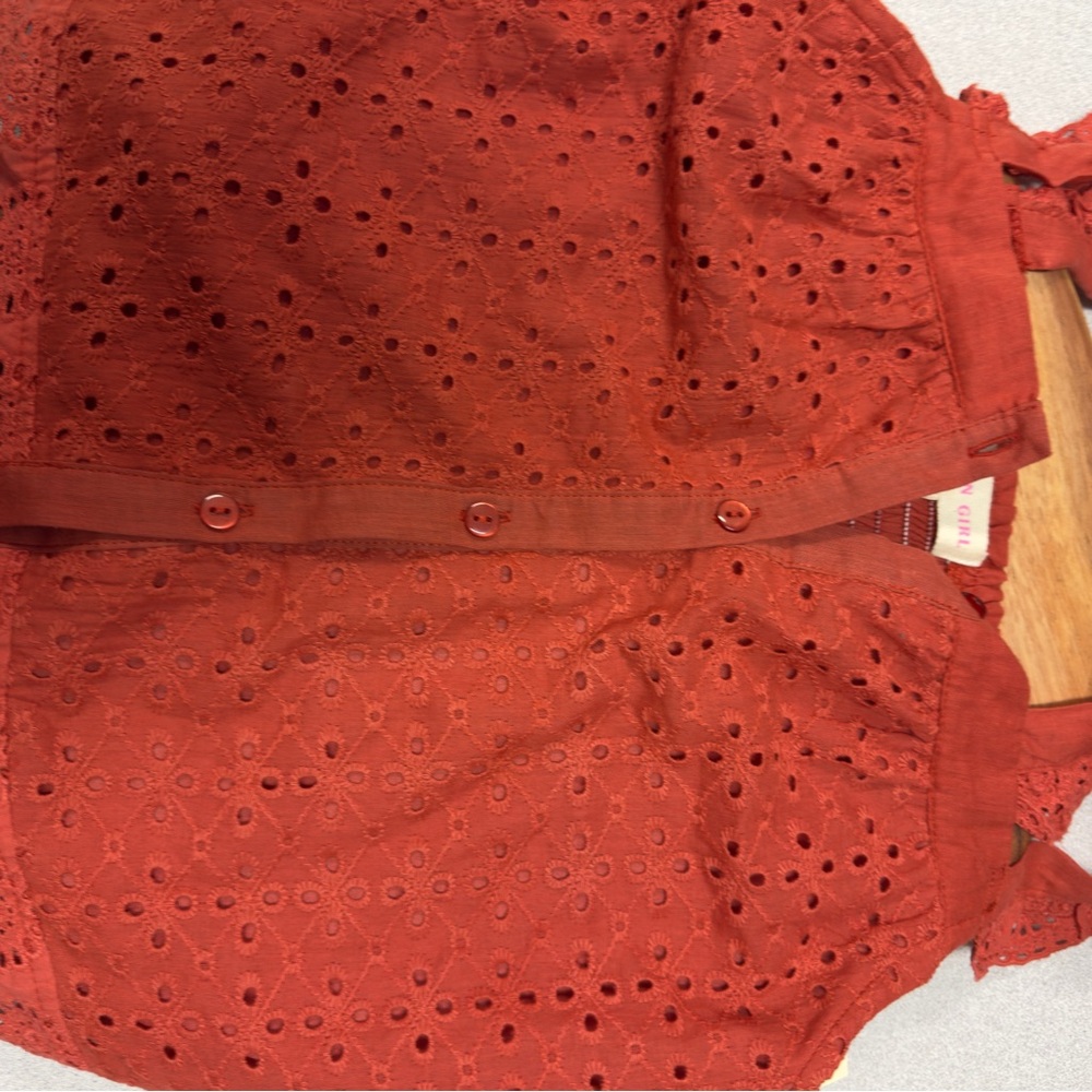 Rust Eyelet Button-Front Tank Top - Picture 5 of 8